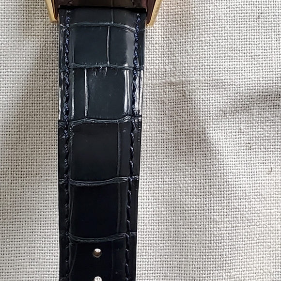 Jaeger-LeCoultre Reverso Watch - Picture 15 of 16